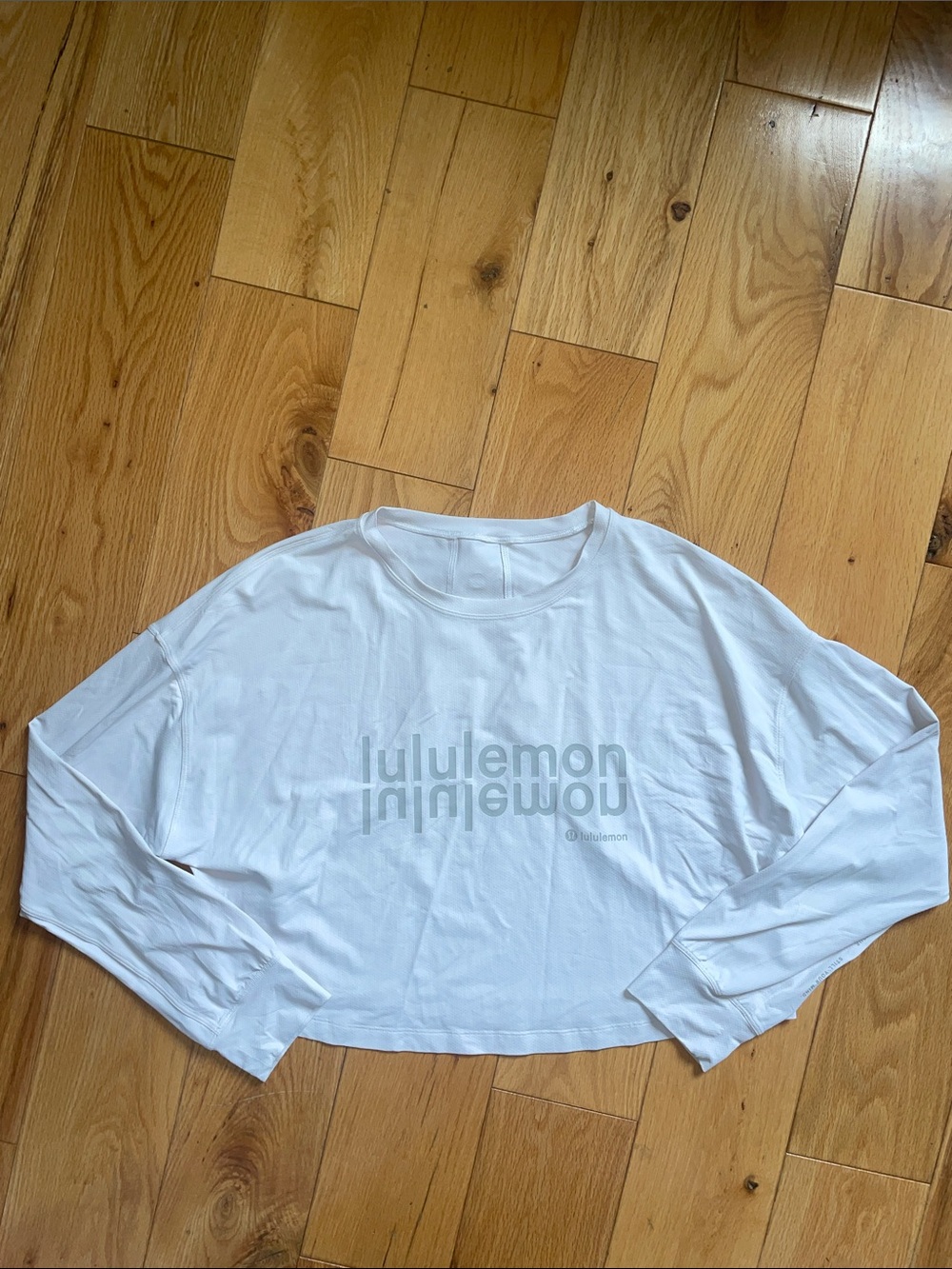 lululemon athletica White Cropped Long-Sleeve